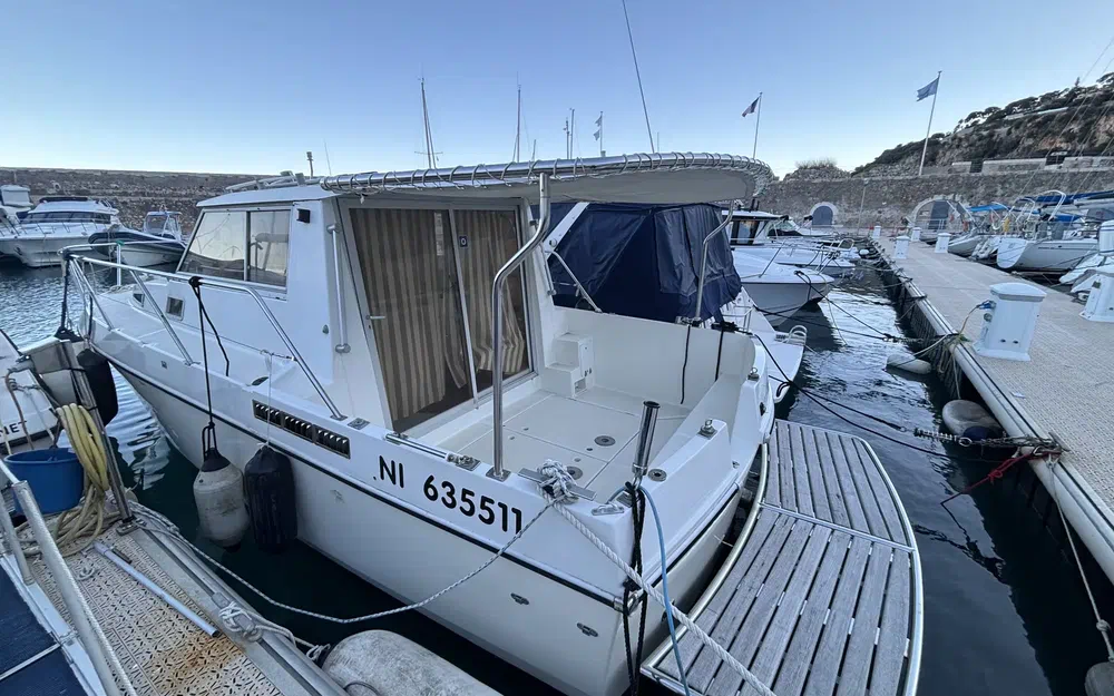 slider 1 Beneteau Antares 860