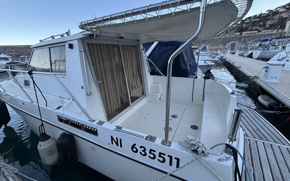 slider 3 Beneteau Antares 860