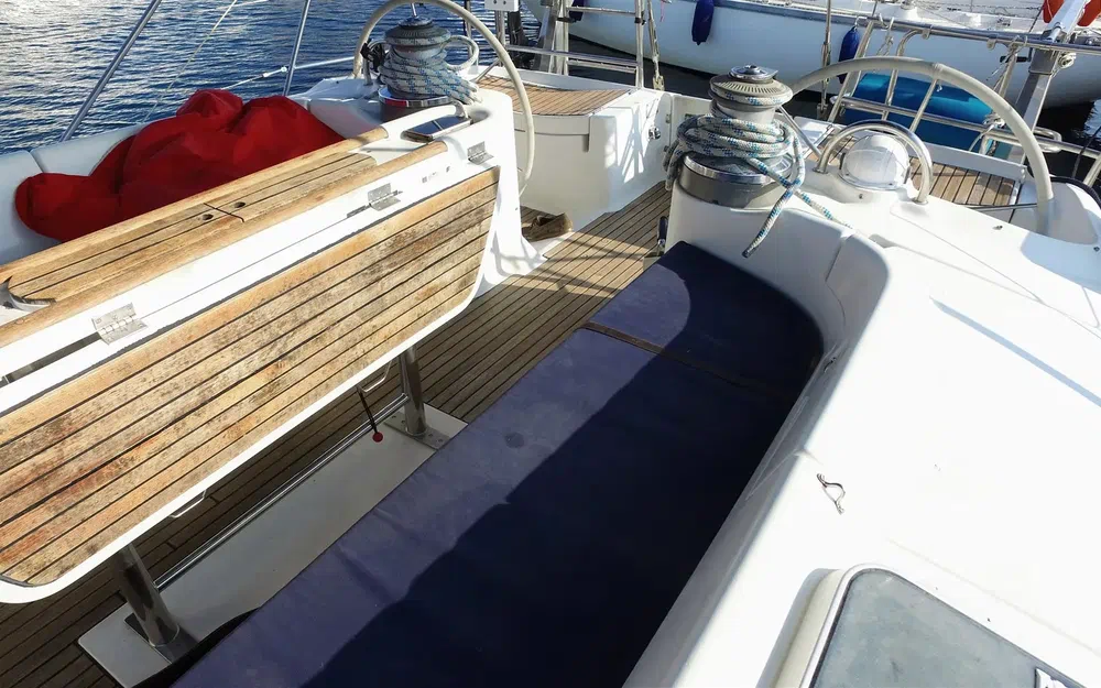 slider 9 Beneteau 50
