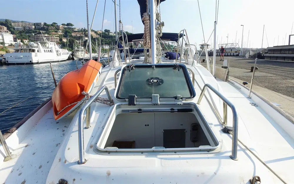 slider 11 Beneteau 50