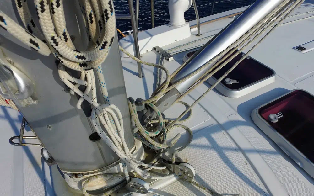 slider 7 Beneteau 50