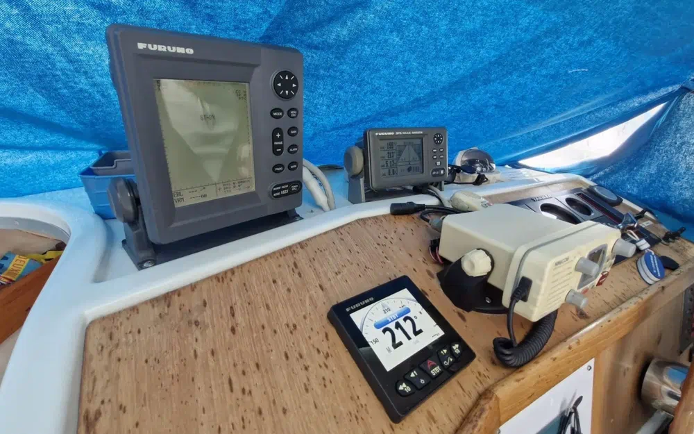 slider 17 Jeanneau Merry Fisher 700