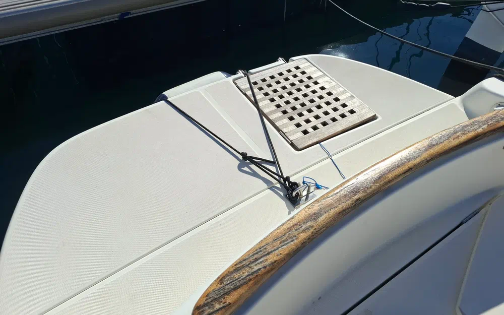 slider 13 Jeanneau Leader 705