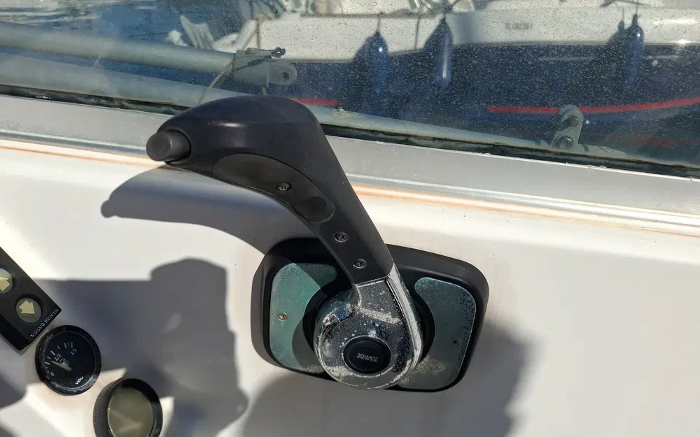 slider 30 Jeanneau Leader 705