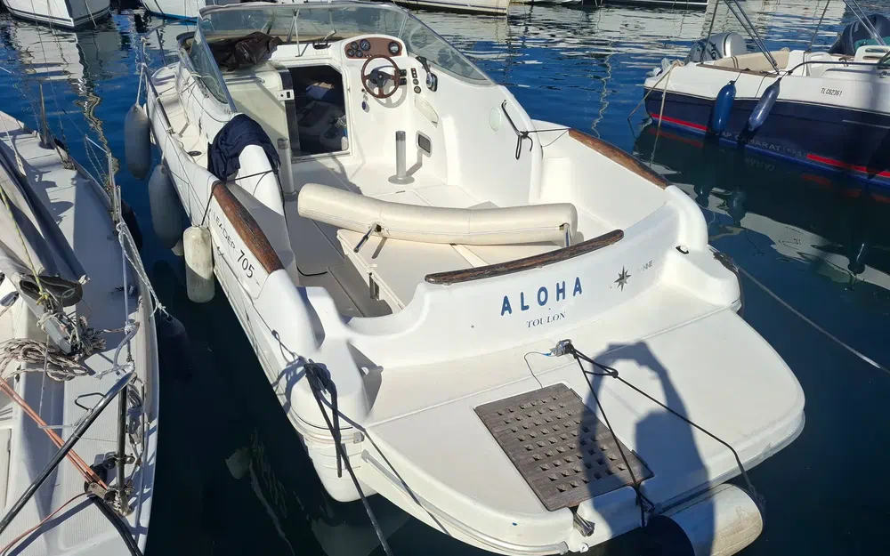 slider 1 Jeanneau Leader 705
