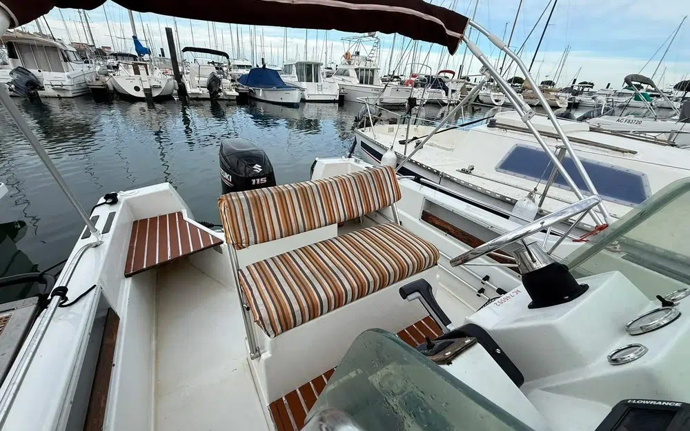 slider 10 Jeanneau Cap Camarat 575