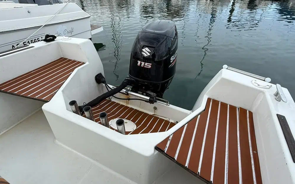 slider 8 Jeanneau Cap Camarat 575