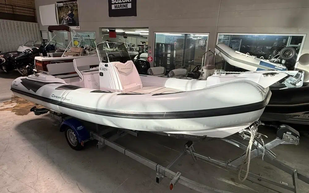 slider 2 Ranieri Cayman 19 S