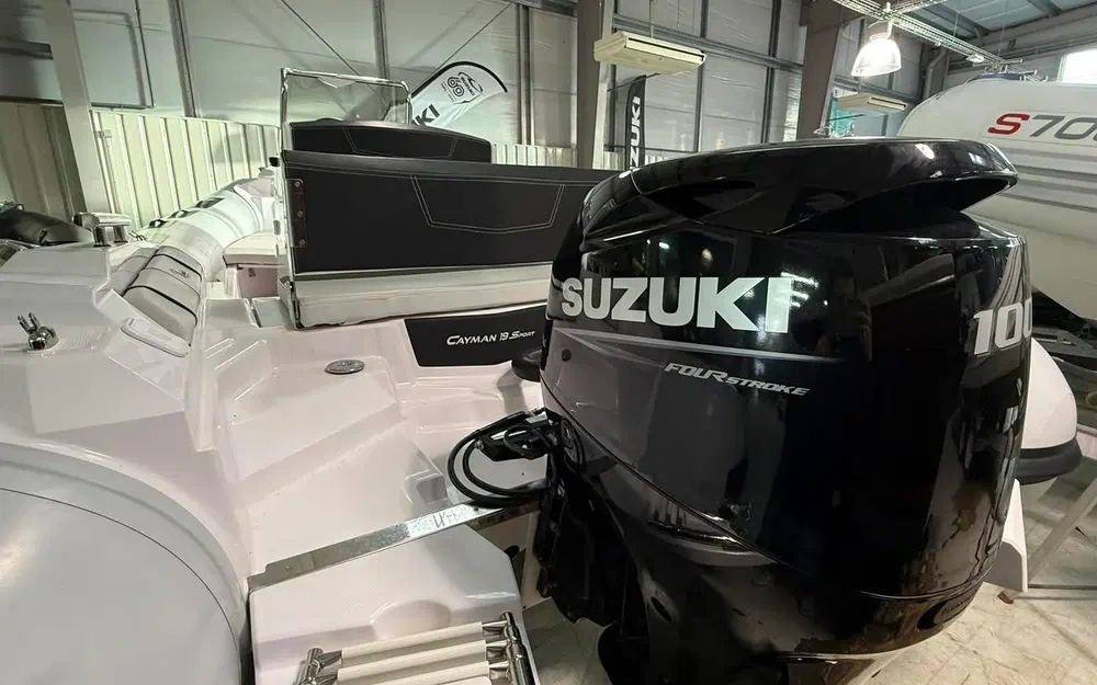 slider 6 Ranieri Cayman 19 S