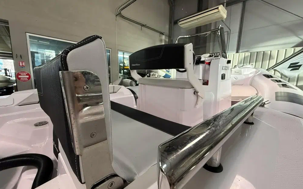 slider 8 Ranieri Cayman 19 S