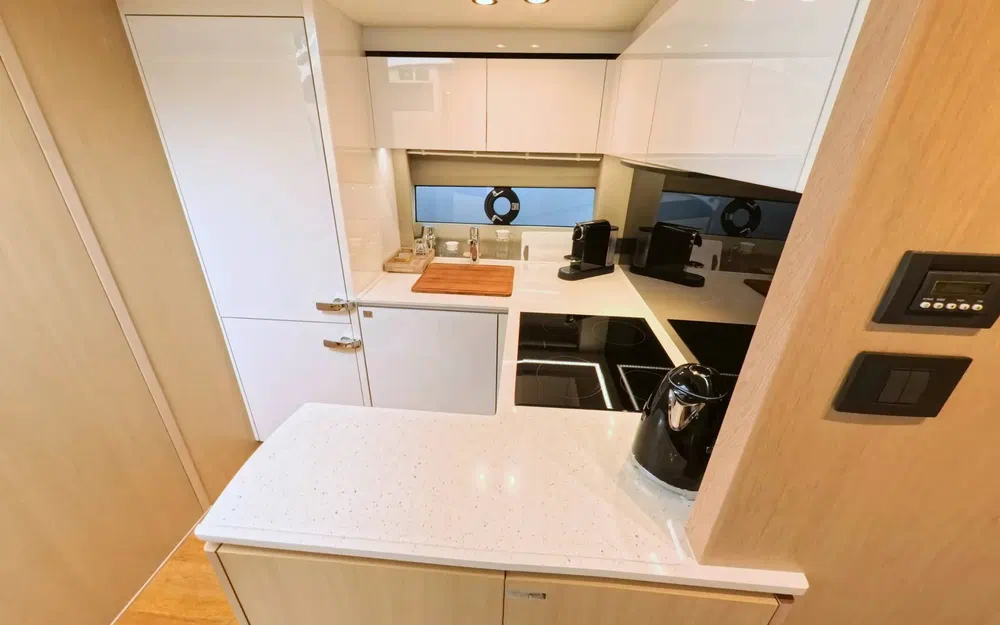 slider 6 Princess V58