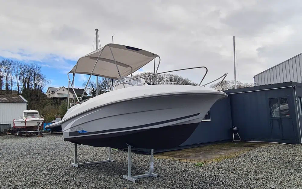 slider 2 Beneteau Flyer 550 Open S2