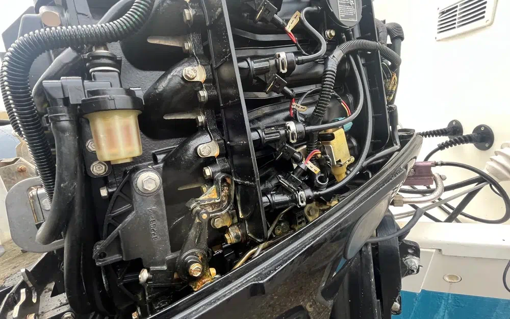 slider 10 Quicksilver Pilothouse 580