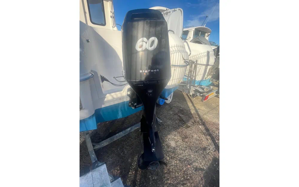 slider 2 Quicksilver Pilothouse 580