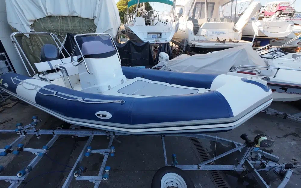 slider 0 Zodiac Pro 650