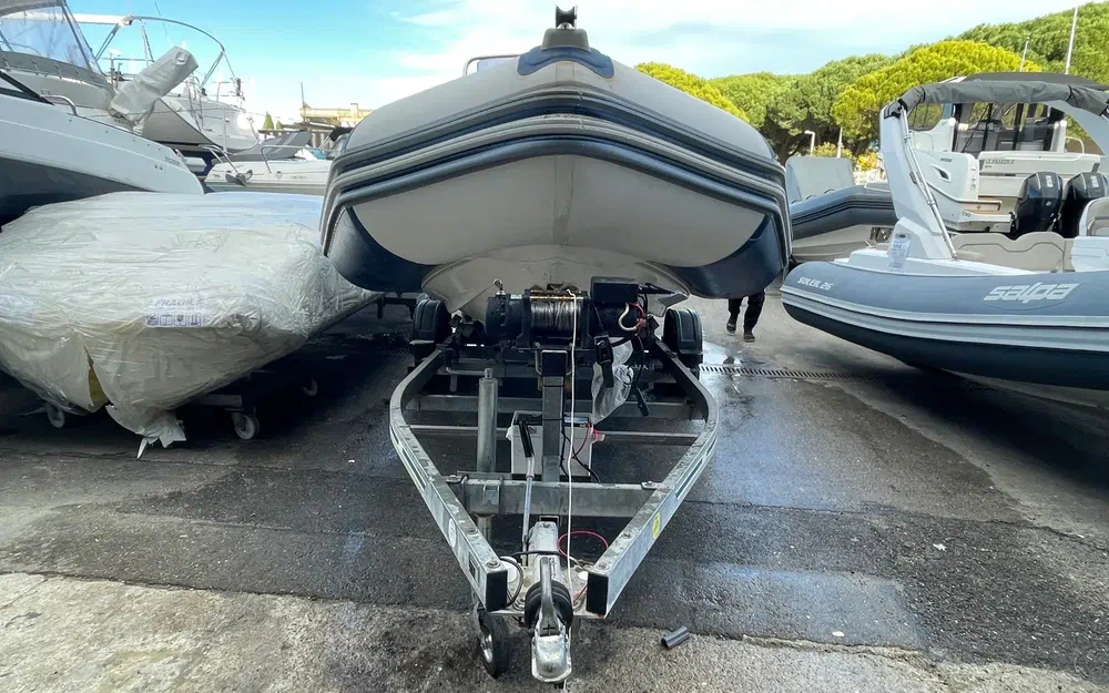 slider 1 Zodiac Pro 650