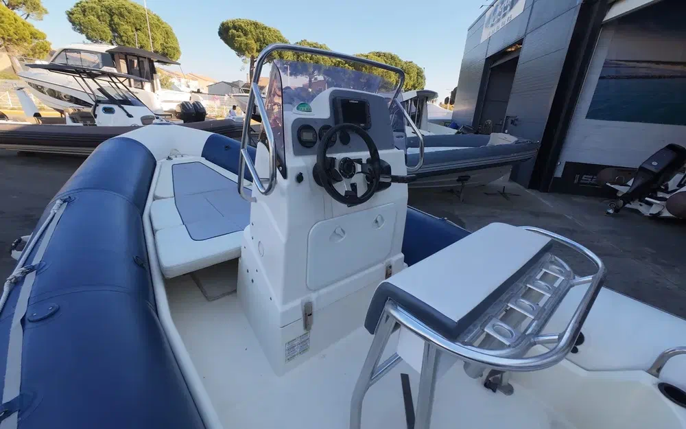 slider 9 Zodiac Pro 650