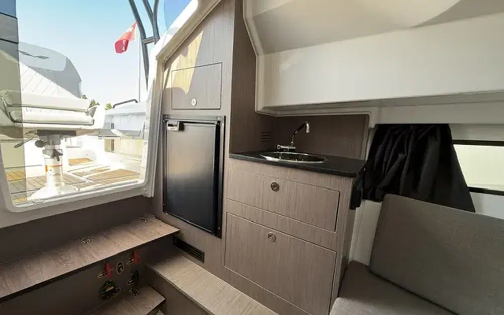 slider 7 Beneteau Flyer 8 SUNdeck V2