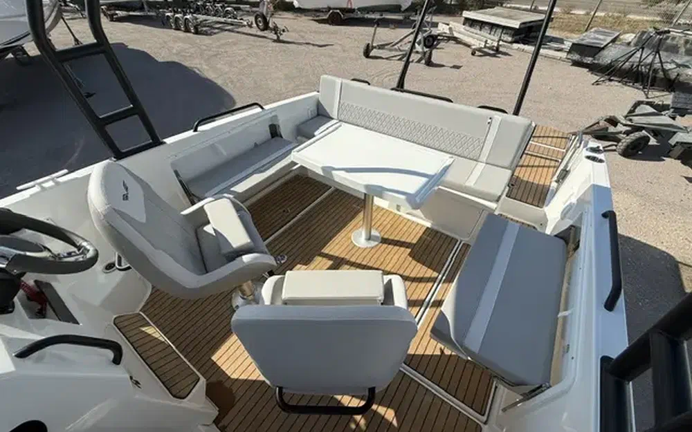 slider 8 Beneteau Flyer 8 SUNdeck V2