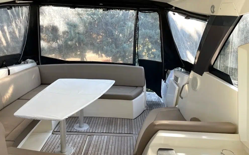 slider 19 Jeanneau Leader 10