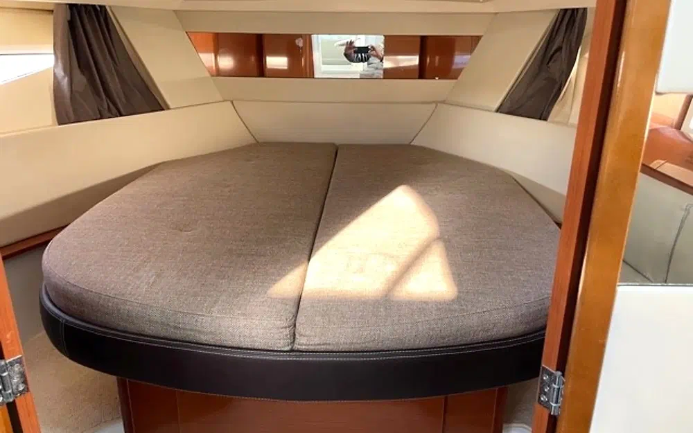 slider 29 Jeanneau Leader 10