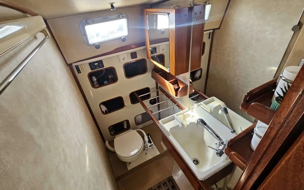 slider 16 Amel Santorin