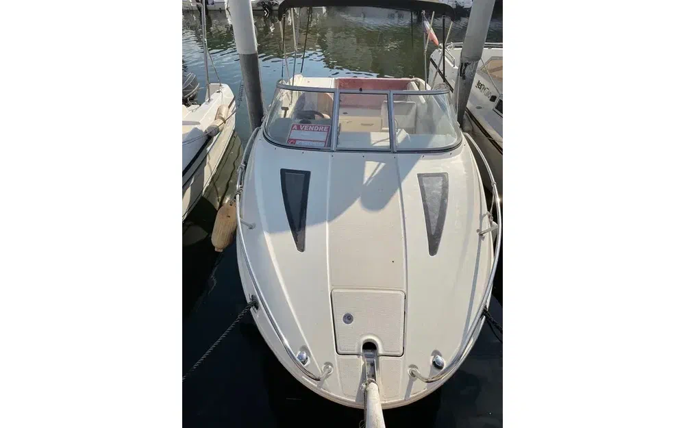 slider 8 Bayliner 642 Cuddy