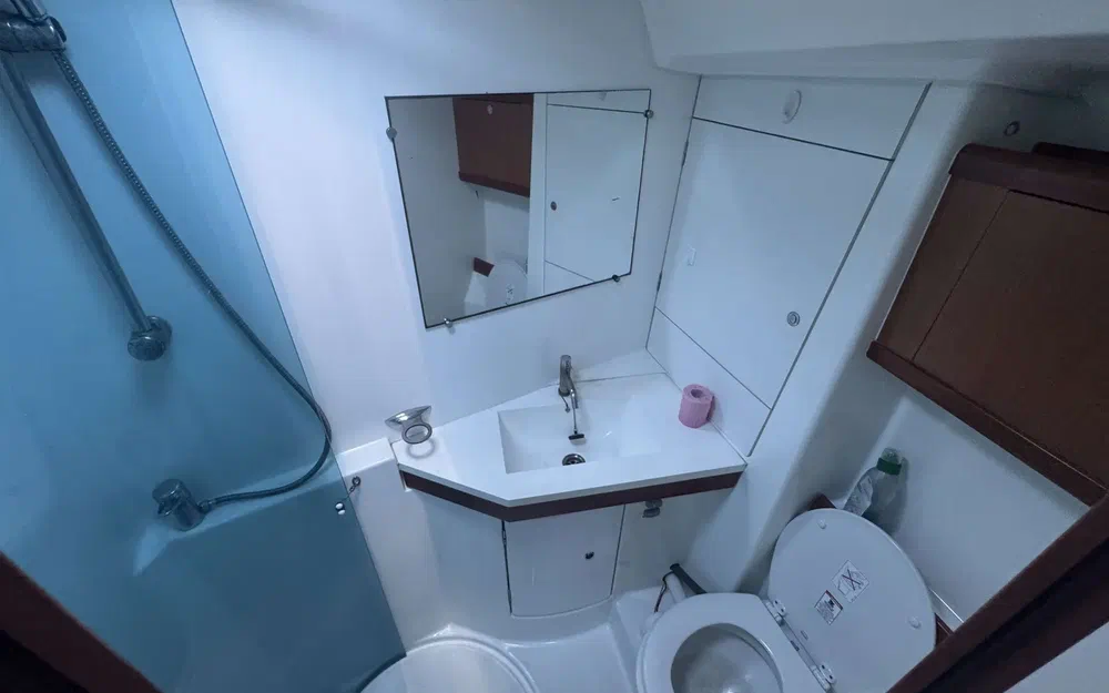 slider 5 Beneteau Oceanis 46