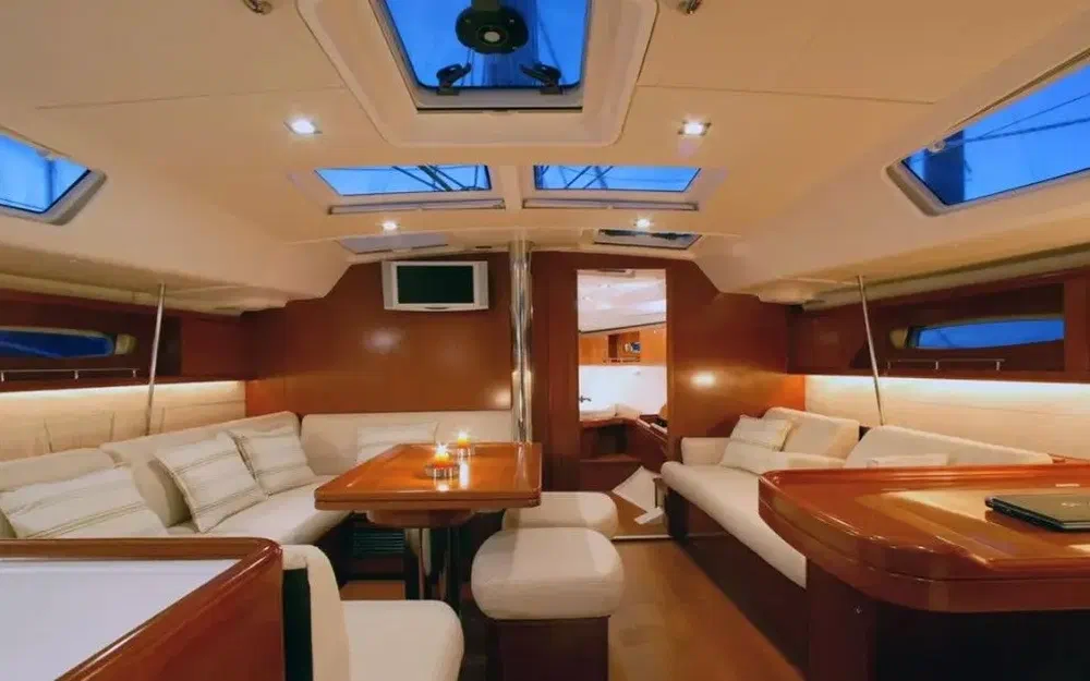 slider 6 Beneteau Oceanis 46