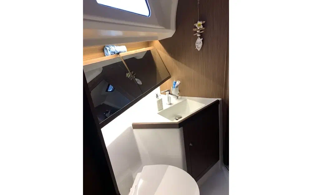 slider 10 Beneteau Oceanis 40.1