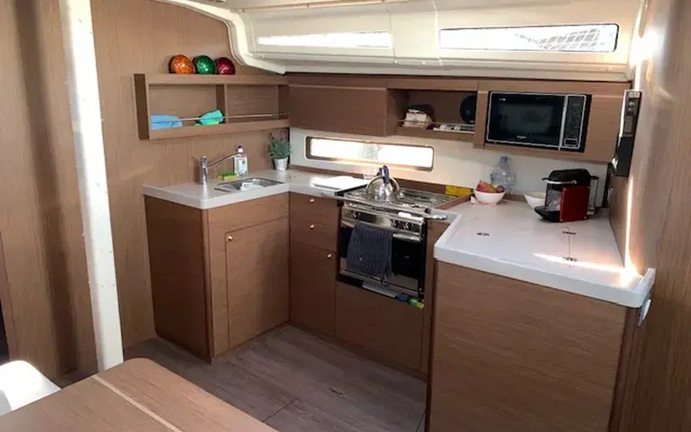 slider 8 Beneteau Oceanis 40.1