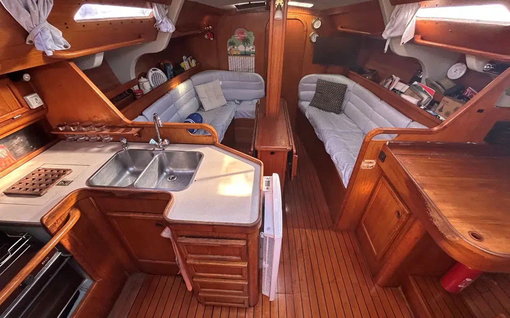 slider 2 Jeanneau Sun Shine 38