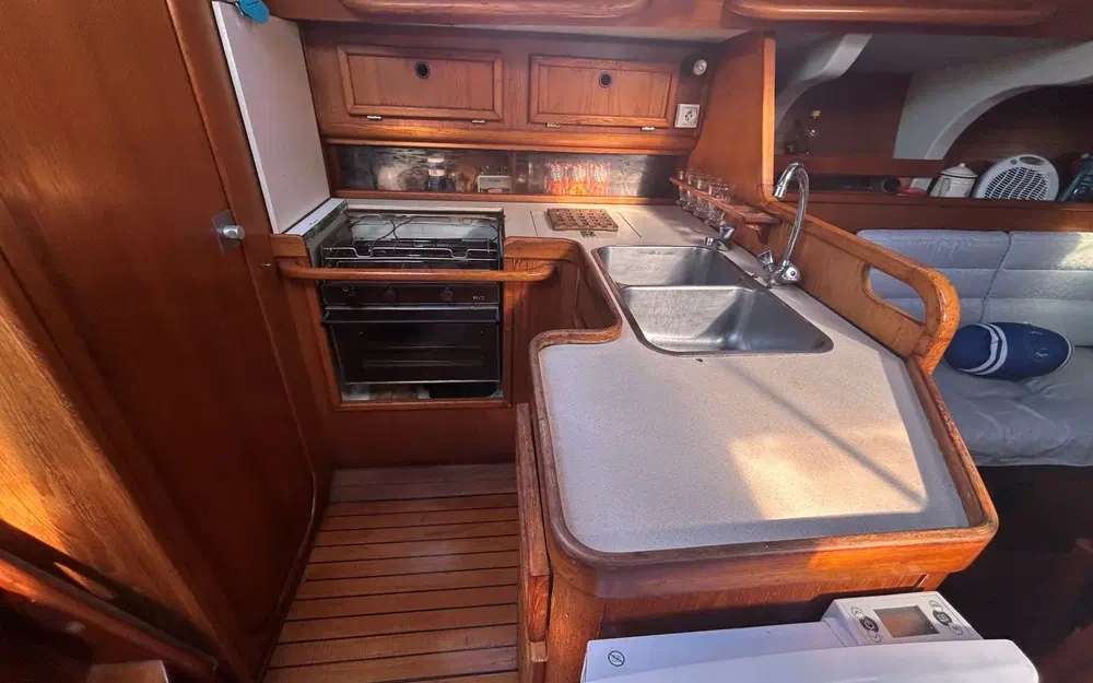 slider 3 Jeanneau Sun Shine 38