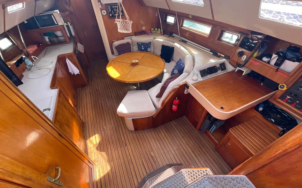 slider 9 Jeanneau Voyage 12.50