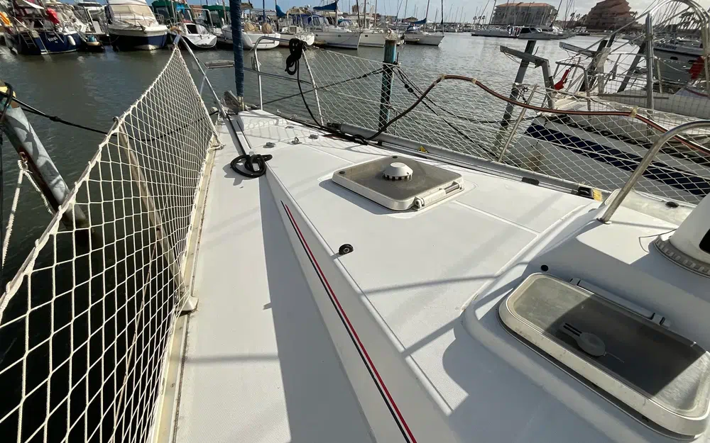 slider 8 Jeanneau Voyage 12.50