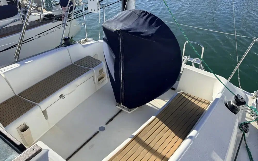 slider 16 Jeanneau Sun Odyssey 32 i