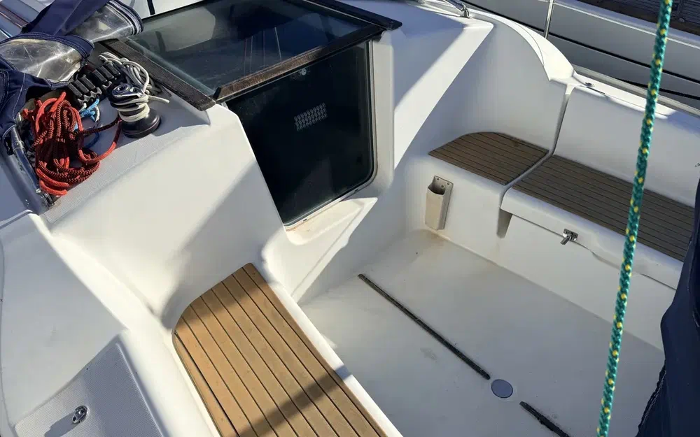 slider 19 Jeanneau Sun Odyssey 32 i