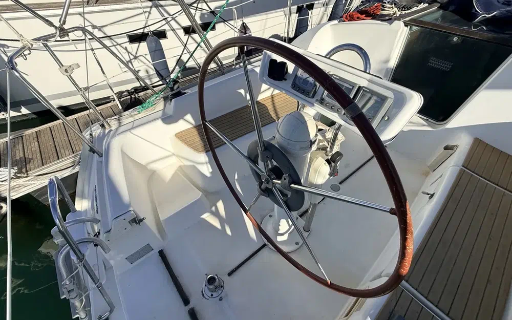 slider 22 Jeanneau Sun Odyssey 32 i