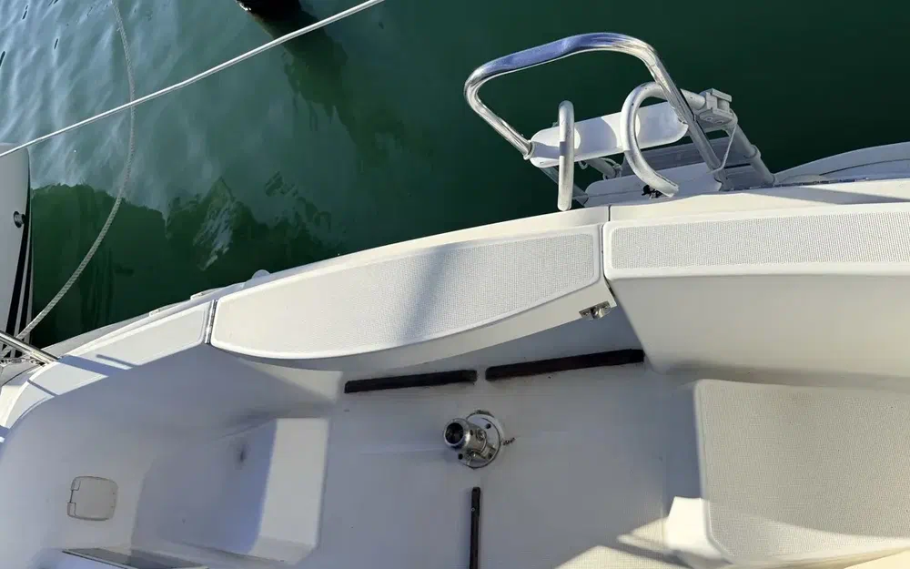 slider 26 Jeanneau Sun Odyssey 32 i