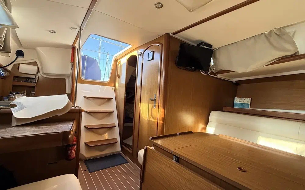 slider 33 Jeanneau Sun Odyssey 32 i