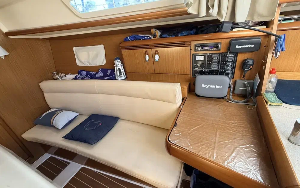 slider 35 Jeanneau Sun Odyssey 32 i