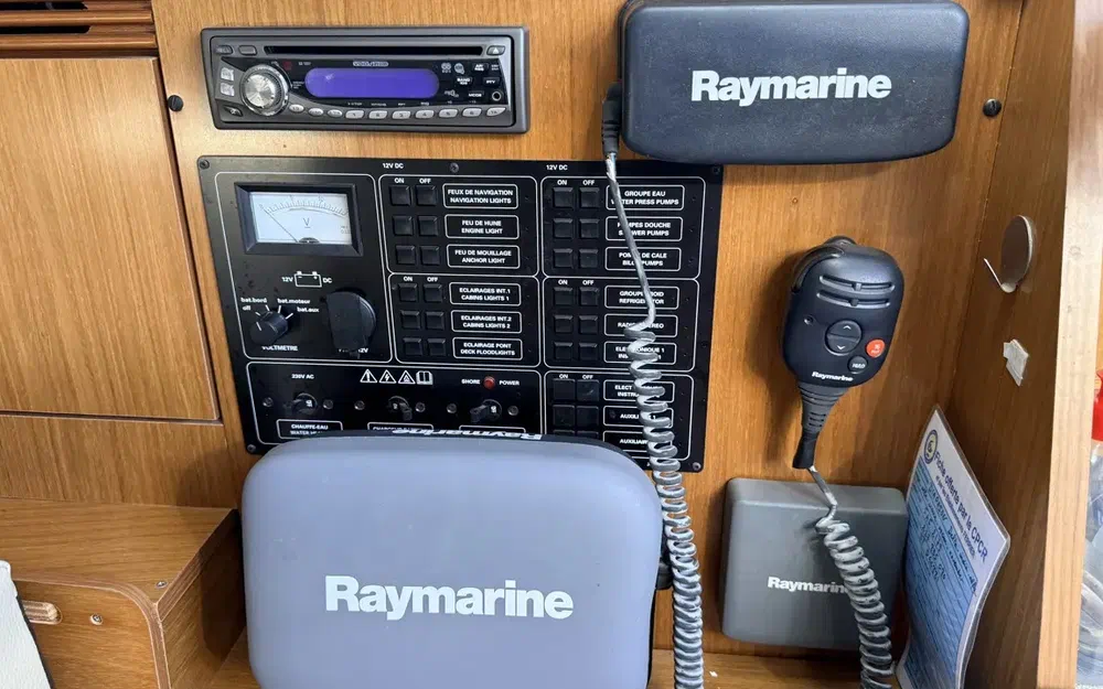 slider 36 Jeanneau Sun Odyssey 32 i