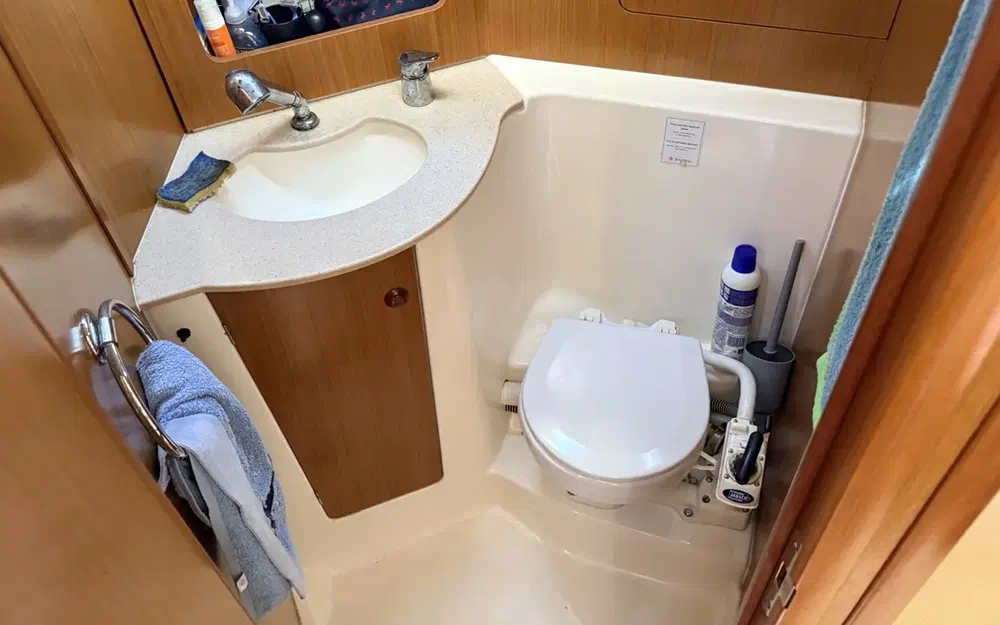 slider 44 Jeanneau Sun Odyssey 32 i