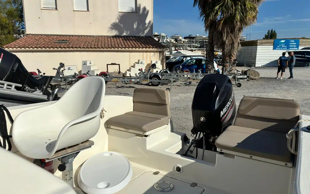 slider 4 Quicksilver Activ 455 Cabin