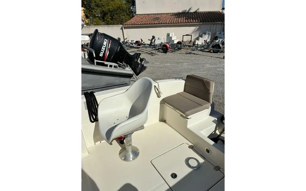 slider 9 Quicksilver Activ 455 Cabin