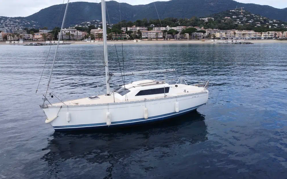 slider 0 Jeanneau Tonic 23