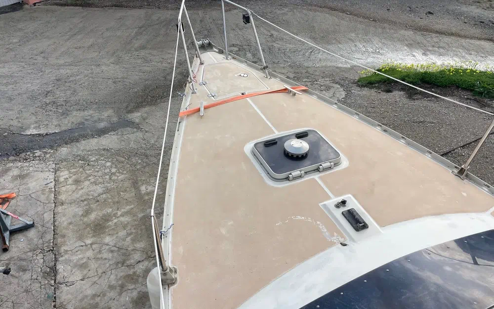 slider 9 Jeanneau Tonic 23