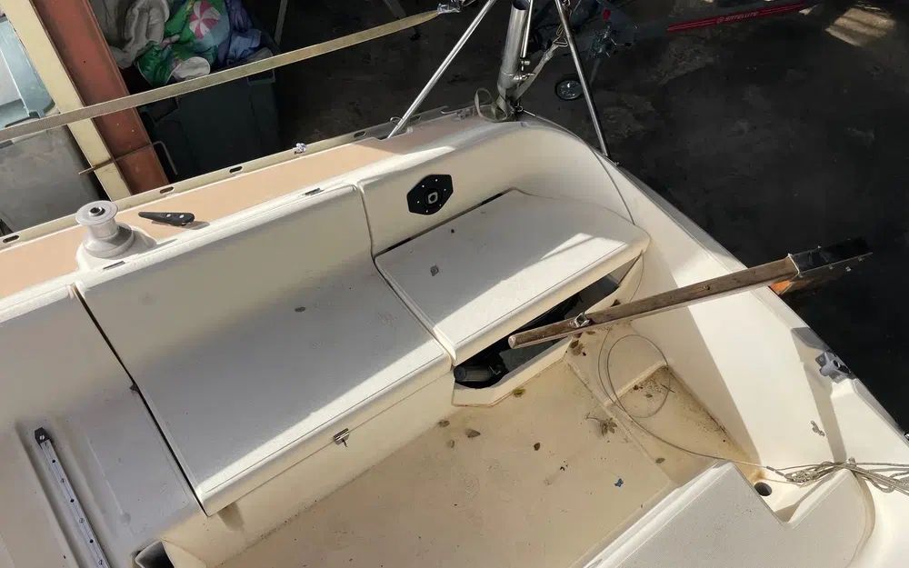 slider 13 Jeanneau Tonic 23