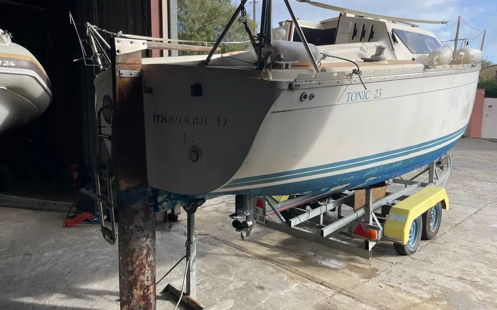 slider 7 Jeanneau Tonic 23