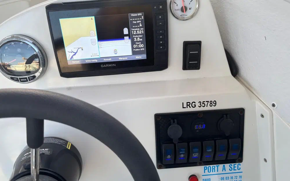 slider 13 Smartliner 22 Cuddy